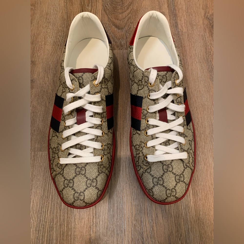 SOLD!!!     Gucci MEN'S ACE GG SUPREME SNEAKER